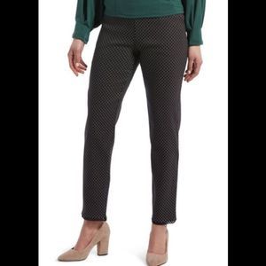 HUE Black and White Patterned Pants